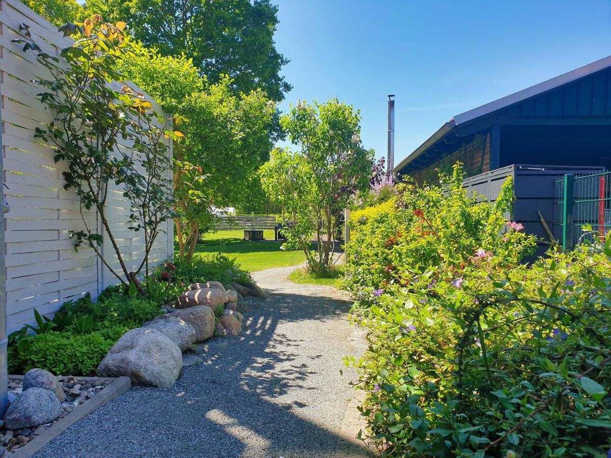Moderne Fewo Nr 4 Mit Balkon, Sauna Im Haus, Garten - Ferienwohnungen Am Wald Klein Gelm Esterno foto