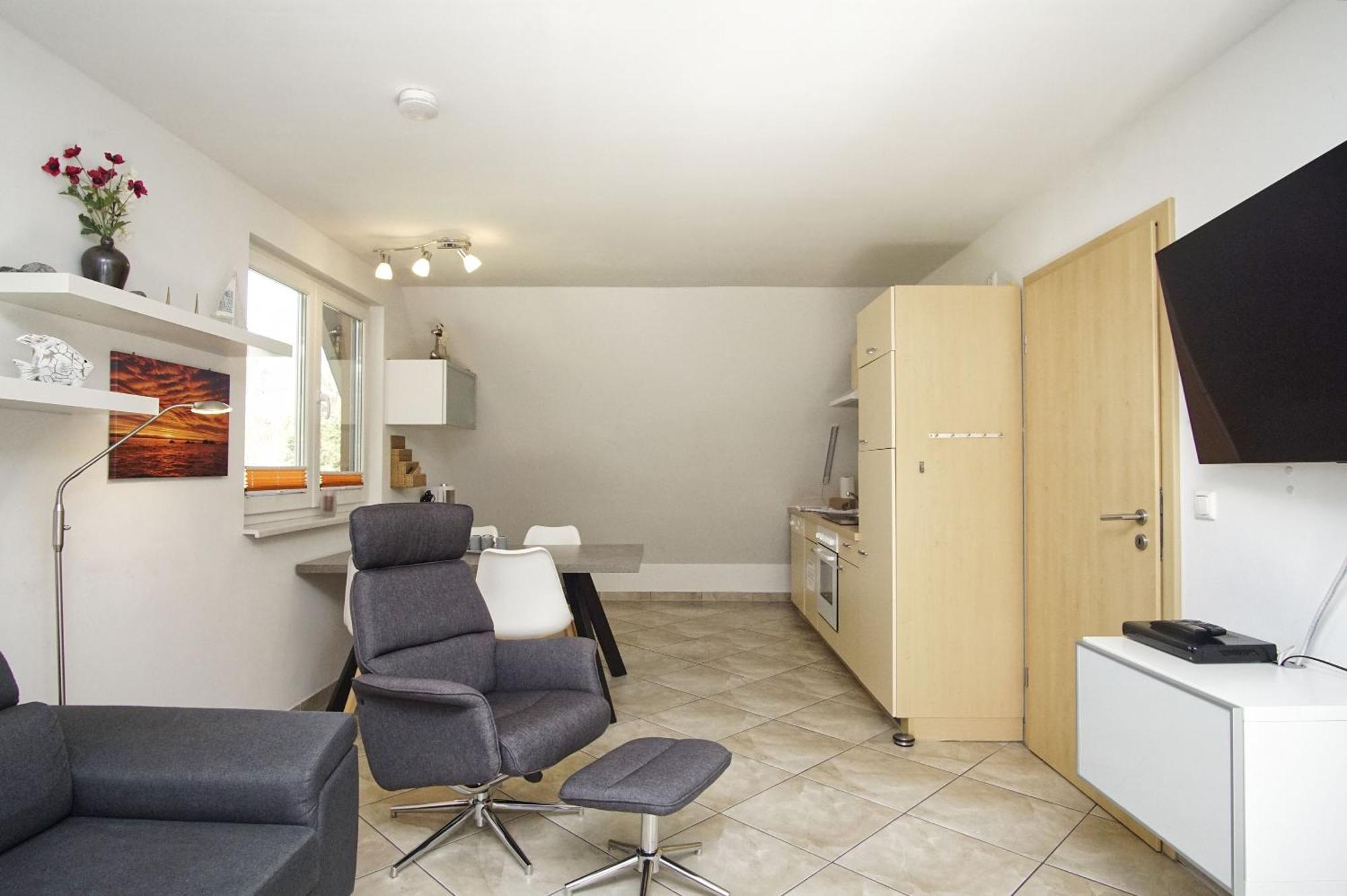 Moderne Fewo Nr 4 Mit Balkon, Sauna Im Haus, Garten - Ferienwohnungen Am Wald Klein Gelm Esterno foto